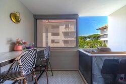 Avenue South Residence (D3), Apartment #453398291
